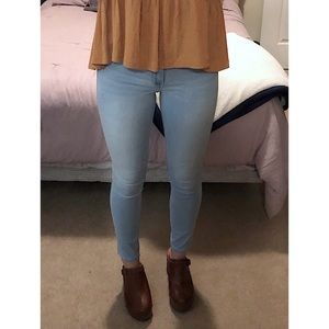 👖Light Blue Jeans👖